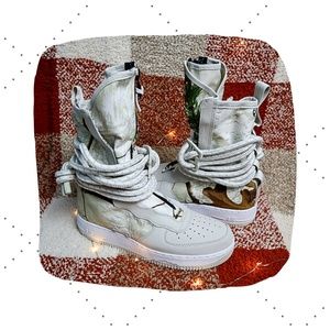 Mens Nike SF Air Force 1 High Realtree Light Bone